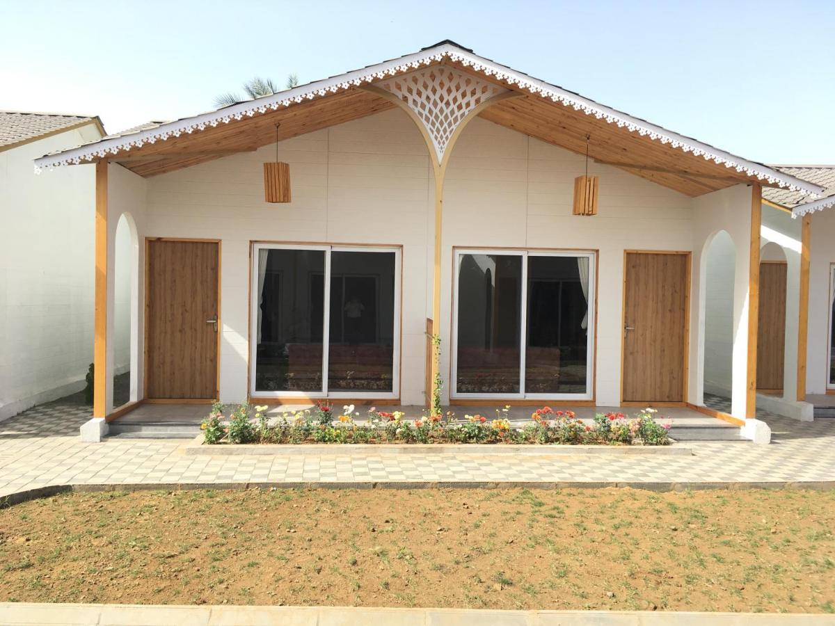 Vits Daman Devka Beach Exterior foto