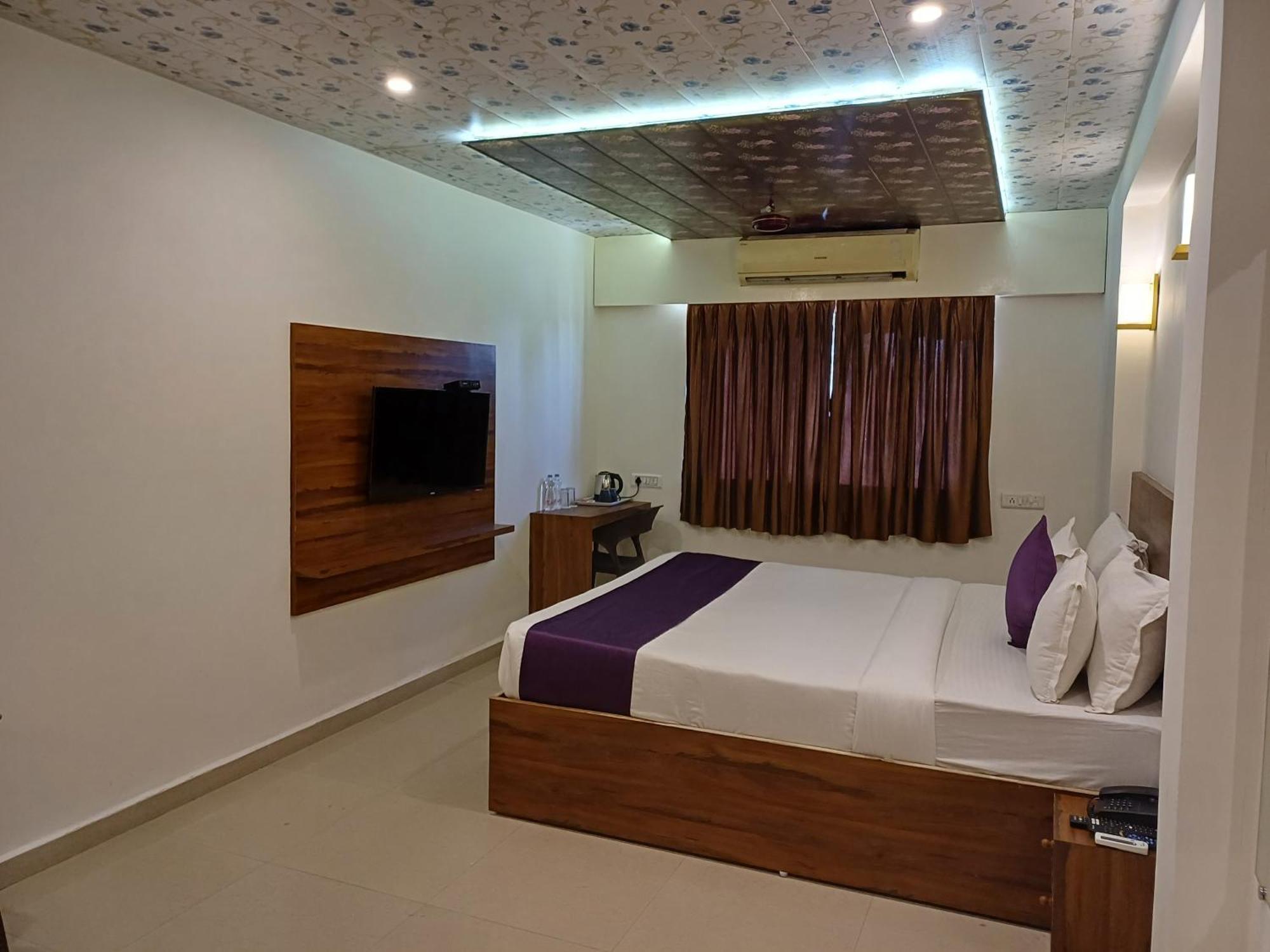 Vits Daman Devka Beach Exterior foto