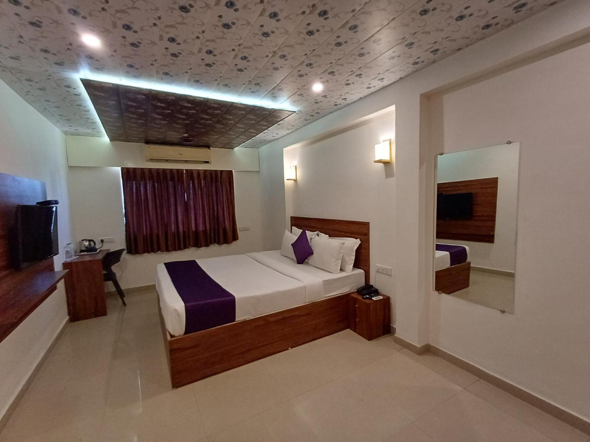 Vits Daman Devka Beach Exterior foto